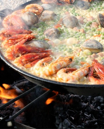 Paella Party Cooking Class paella valenciana 2